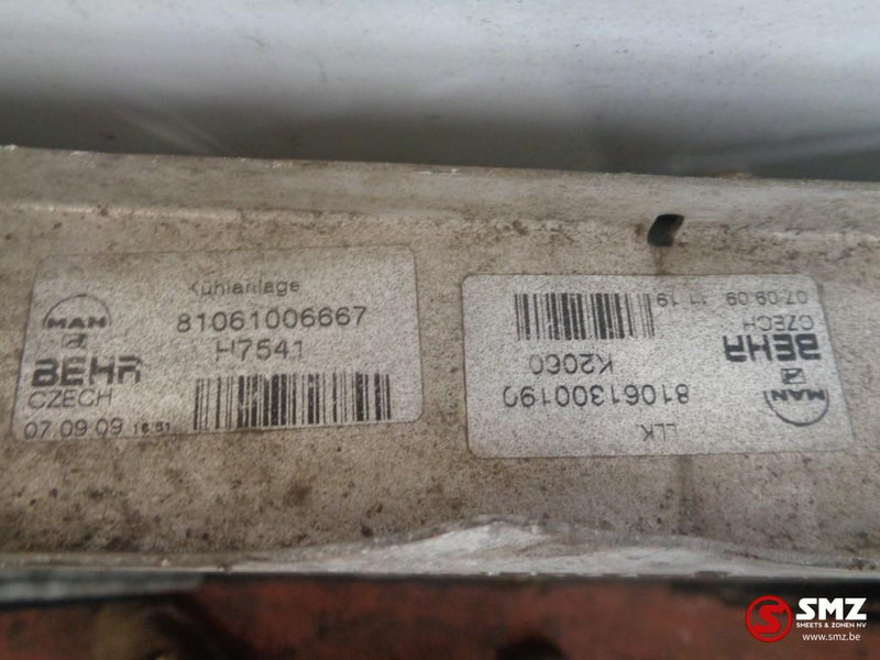 MAN Occ RADIATOR MAN TGX / TGL - Radiátor - Teherautó: 2 kép. MAN Occ RADIATOR MAN TGX / TGL - Radiátor - Teherautó: 2 kép.