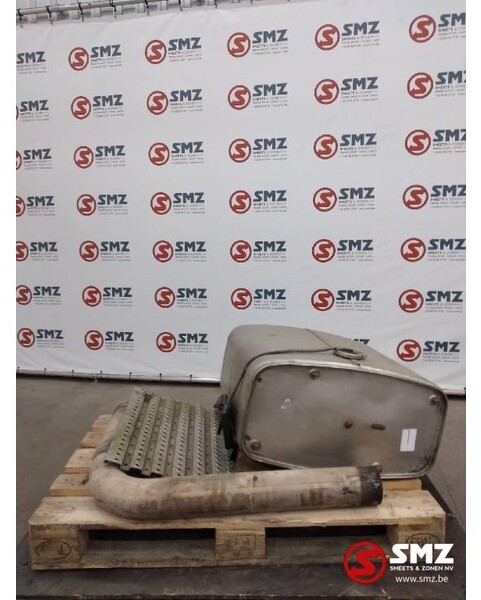 MAN Occ Uitlaatpot - katalysator MAN TGX EURO 5 - Kipufogórendszer - Teherautó: 3 kép. MAN Occ Uitlaatpot - katalysator MAN TGX EURO 5 - Kipufogórendszer - Teherautó: 3 kép.