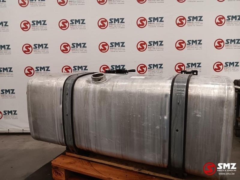 MAN Occ brandstoftank 600L MAN - Üzemanyag tartály - Teherautó: 1 kép. MAN Occ brandstoftank 600L MAN - Üzemanyag tartály - Teherautó: 1 kép.
