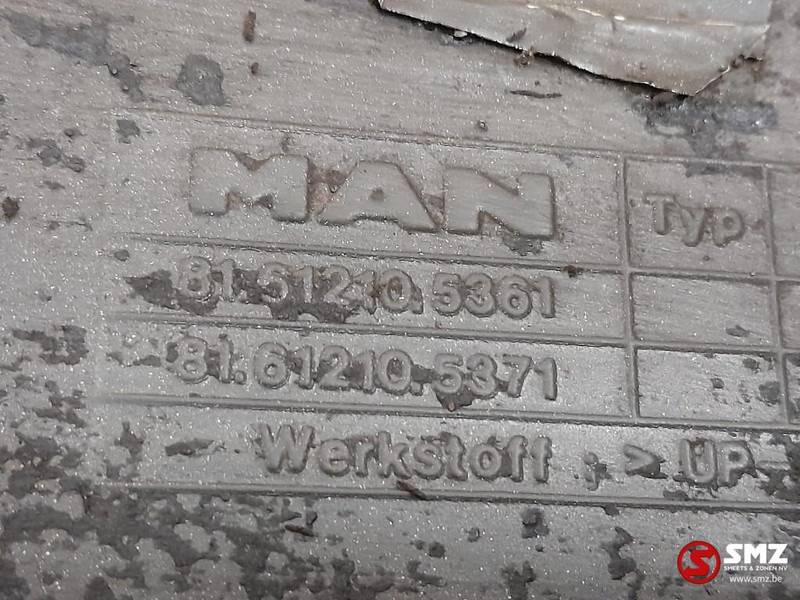 MAN Occ cabinespatbord links MAN - Karosszéria és külső - Teherautó: 4 kép. MAN Occ cabinespatbord links MAN - Karosszéria és külső - Teherautó: 4 kép.