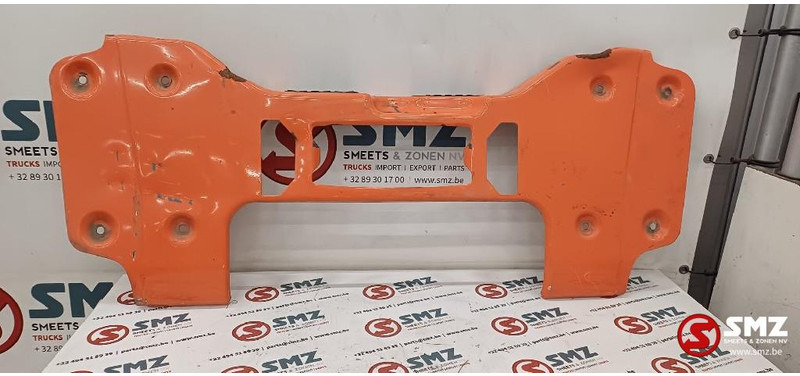 MAN Occ middendeel voorbumper MAN - Lökhárító - Teherautó: 1 kép. MAN Occ middendeel voorbumper MAN - Lökhárító - Teherautó: 1 kép.