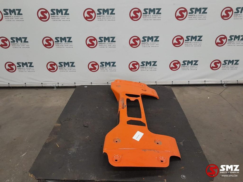 MAN Occ middendeel voorbumper MAN - Lökhárító - Teherautó: 3 kép. MAN Occ middendeel voorbumper MAN - Lökhárító - Teherautó: 3 kép.