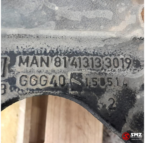 MAN Occ montagebeugel voorveer links MAN - Keret/ Alváz - Teherautó: 5 kép. MAN Occ montagebeugel voorveer links MAN - Keret/ Alváz - Teherautó: 5 kép.