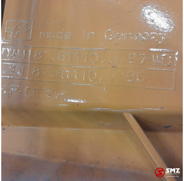 MAN Occ radiatorgrille MAN - Rács - Teherautó: 4 kép. MAN Occ radiatorgrille MAN - Rács - Teherautó: 4 kép.