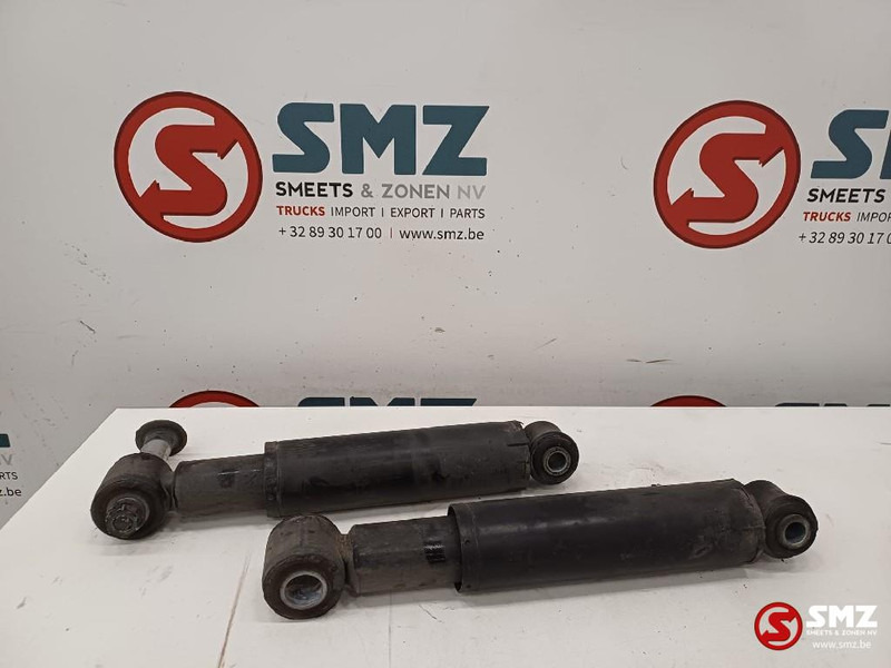 MAN Occ set achterste cabineschokdempers MAN - Lengéscsillapító - Teherautó: 1 kép. MAN Occ set achterste cabineschokdempers MAN - Lengéscsillapító - Teherautó: 1 kép.