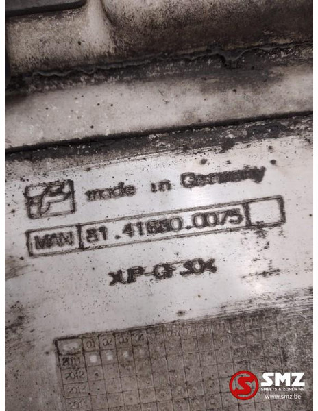 MAN Occ side skirt links MAN euro6 - Keret/ Alváz - Teherautó: 3 kép. MAN Occ side skirt links MAN euro6 - Keret/ Alváz - Teherautó: 3 kép.