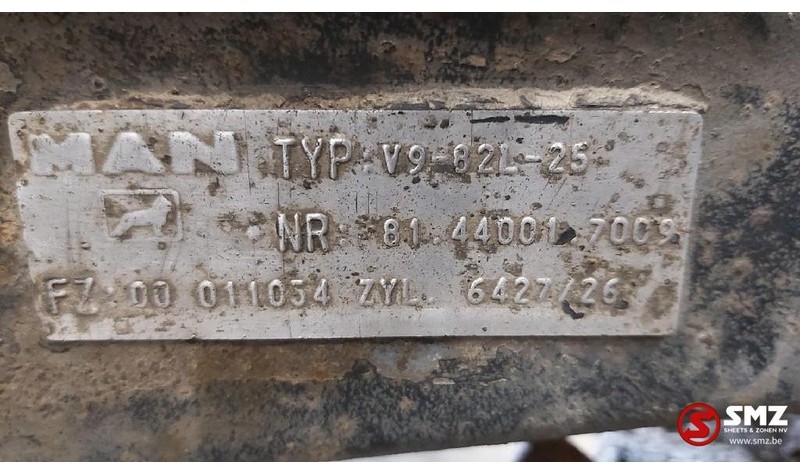MAN Occ vooras V9-82L-25 MAN F2000 - Első tengely - Teherautó: 5 kép. MAN Occ vooras V9-82L-25 MAN F2000 - Első tengely - Teherautó: 5 kép.