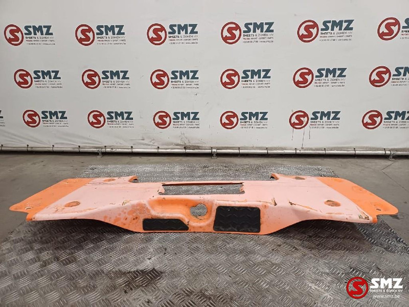 MAN Occ voorbumper midden MAN - Lökhárító - Teherautó: 5 kép. MAN Occ voorbumper midden MAN - Lökhárító - Teherautó: 5 kép.