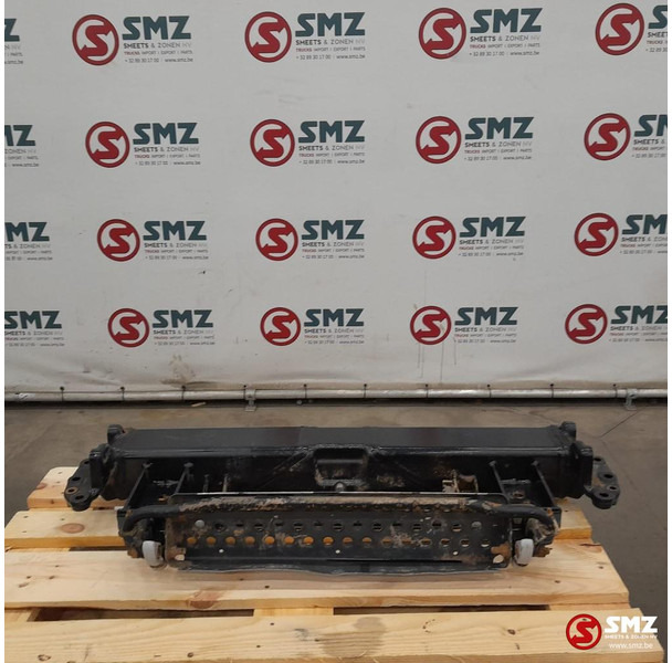 MAN Occ voorframe MAN - Lökhárító - Teherautó: 2 kép. MAN Occ voorframe MAN - Lökhárító - Teherautó: 2 kép.