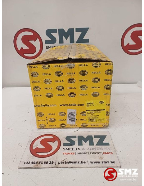 Mercedes-Benz Koplamp links mercedes - Fényszóró - Teherautó: 5 kép. Mercedes-Benz Koplamp links mercedes - Fényszóró - Teherautó: 5 kép.