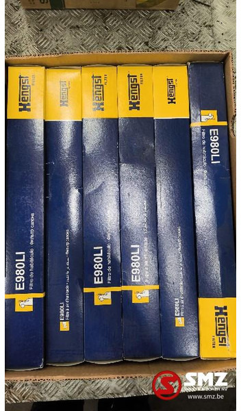 Mercedes-Benz Lot van 6 luchtfilters Mercedes - Levegőszűrő - Teherautó: 1 kép. Mercedes-Benz Lot van 6 luchtfilters Mercedes - Levegőszűrő - Teherautó: 1 kép.