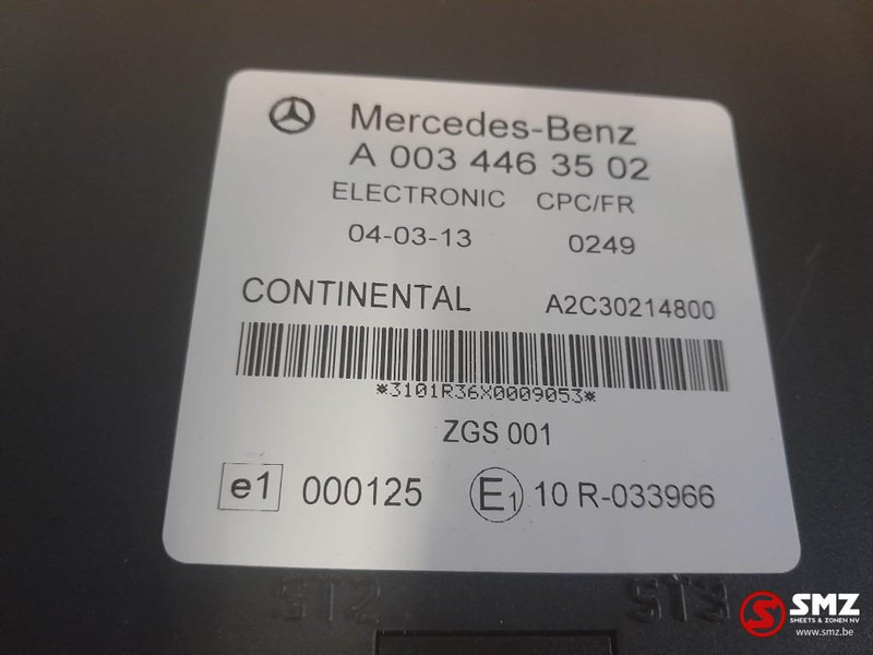 Mercedes-Benz Occ ECU CPC regeleenheid Mercedes - ECU - Teherautó: 5 kép. Mercedes-Benz Occ ECU CPC regeleenheid Mercedes - ECU - Teherautó: 5 kép.
