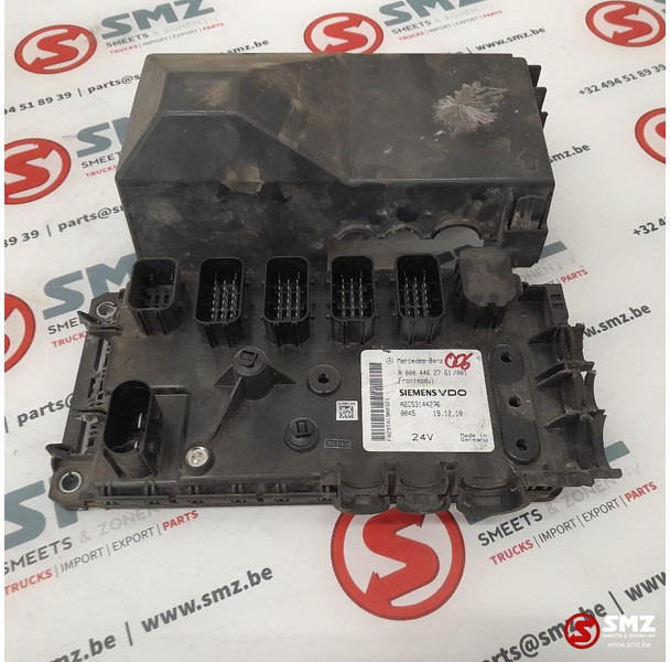 Mercedes-Benz Occ ECU Frontmodule regeleenheid Mercedes - ECU - Teherautó: 1 kép. Mercedes-Benz Occ ECU Frontmodule regeleenheid Mercedes - ECU - Teherautó: 1 kép.
