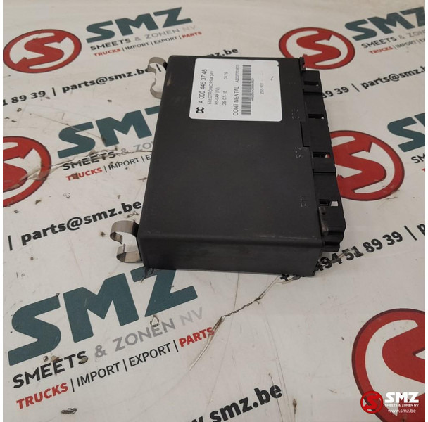 Mercedes-Benz Occ ECU PSM regeleenheid Mercedes - ECU - Teherautó: 3 kép. Mercedes-Benz Occ ECU PSM regeleenheid Mercedes - ECU - Teherautó: 3 kép.