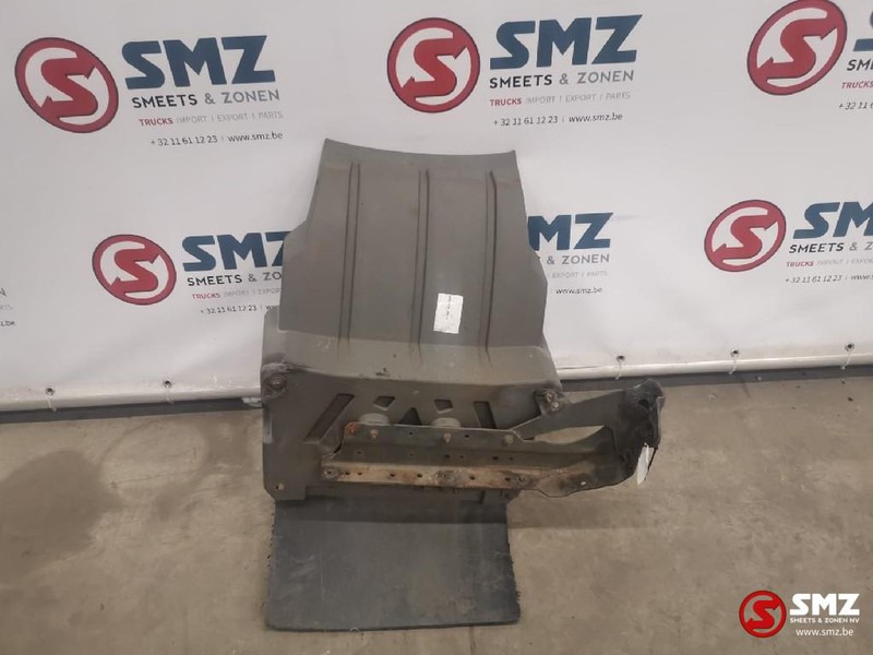 Mercedes-Benz Occ Spatbord links Mercedes Atego - Karosszéria és külső - Teherautó: 1 kép. Mercedes-Benz Occ Spatbord links Mercedes Atego - Karosszéria és külső - Teherautó: 1 kép.