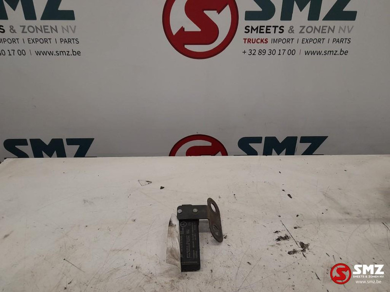 Mercedes-Benz Occ bandenspanningsensor Mercedes - Érzékelő - Teherautó: 1 kép. Mercedes-Benz Occ bandenspanningsensor Mercedes - Érzékelő - Teherautó: 1 kép.