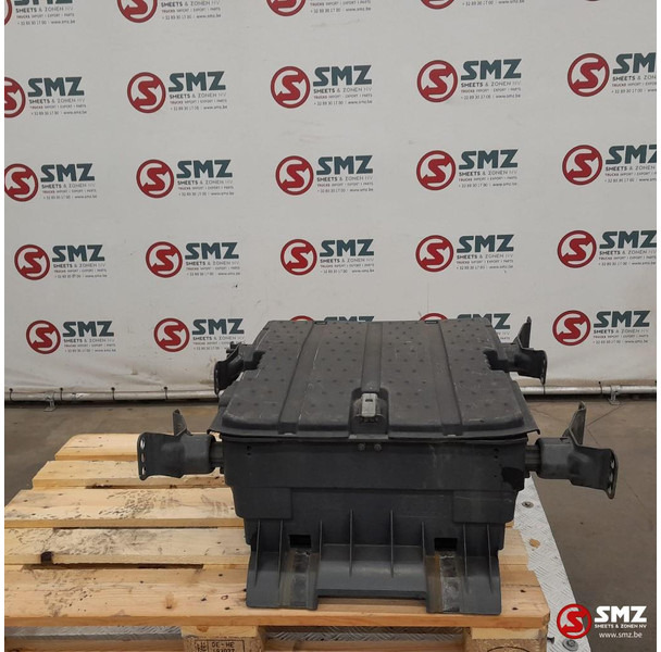 Mercedes-Benz Occ batterijbak Mercedes - Keret/ Alváz - Teherautó: 3 kép. Mercedes-Benz Occ batterijbak Mercedes - Keret/ Alváz - Teherautó: 3 kép.