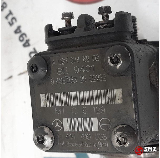 Mercedes-Benz Occ brandstofinjectiepomp OM906LA Mercedes - Üzemanyag szivattyú - Teherautó: 5 kép. Mercedes-Benz Occ brandstofinjectiepomp OM906LA Mercedes - Üzemanyag szivattyú - Teherautó: 5 kép.