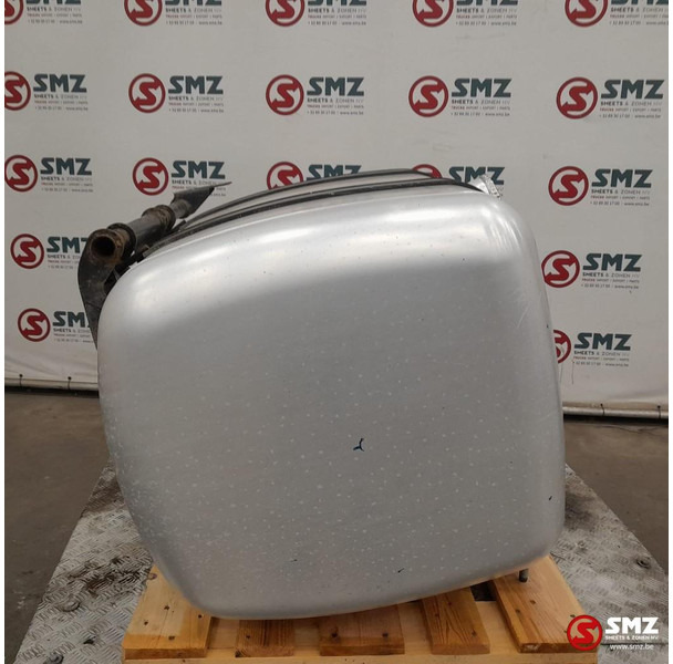 Mercedes-Benz Occ brandstoftank 390L Mercedes - Üzemanyag tartály - Teherautó: 4 kép. Mercedes-Benz Occ brandstoftank 390L Mercedes - Üzemanyag tartály - Teherautó: 4 kép.