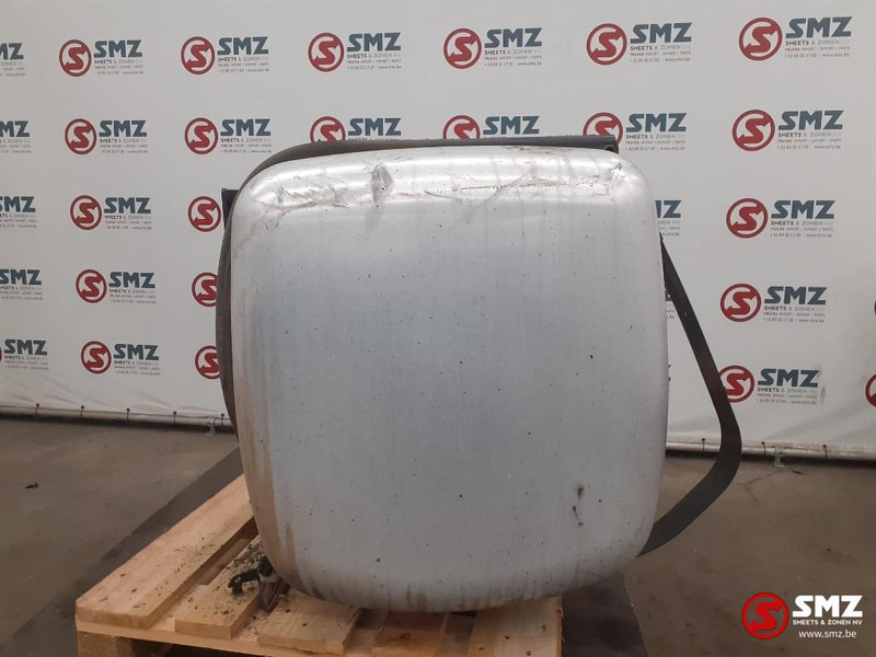 Mercedes-Benz Occ brandstoftank 570L Mercedes - Üzemanyag tartály - Teherautó: 3 kép. Mercedes-Benz Occ brandstoftank 570L Mercedes - Üzemanyag tartály - Teherautó: 3 kép.