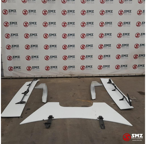 Mercedes-Benz Occ cabinespoilerset Mercedes Actros mp2/3 - Légterelő - Teherautó: 2 kép. Mercedes-Benz Occ cabinespoilerset Mercedes Actros mp2/3 - Légterelő - Teherautó: 2 kép.
