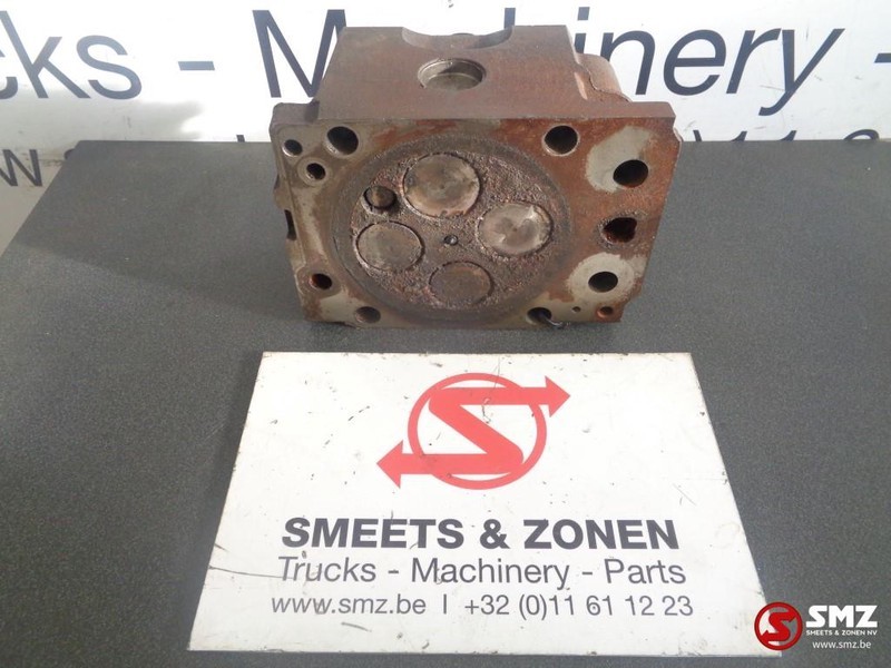 Mercedes-Benz Occ cilinderkop Mercedes OM501LA MP1 - Motor fej - Teherautó: 4 kép. Mercedes-Benz Occ cilinderkop Mercedes OM501LA MP1 - Motor fej - Teherautó: 4 kép.