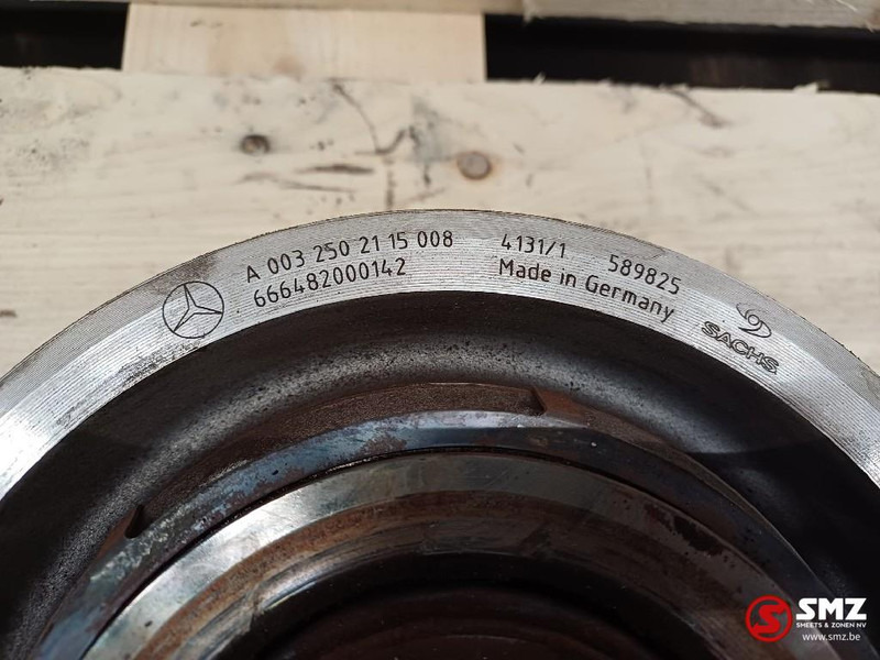 Mercedes-Benz Occ druklager Mercedes - Kuplung és alkatrészek - Teherautó: 3 kép. Mercedes-Benz Occ druklager Mercedes - Kuplung és alkatrészek - Teherautó: 3 kép.
