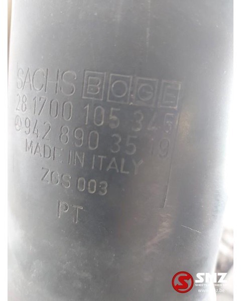 Mercedes-Benz Occ dwarsligger,schokdempers cabinevering achter - Fülke felfüggesztés - Teherautó: 4 kép. Mercedes-Benz Occ dwarsligger,schokdempers cabinevering achter - Fülke felfüggesztés - Teherautó: 4 kép.