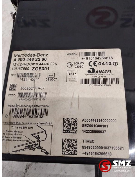 Mercedes-Benz Occ fleetboard TIIREC tachograaf - Elektromos rendszer - Teherautó: 3 kép. Mercedes-Benz Occ fleetboard TIIREC tachograaf - Elektromos rendszer - Teherautó: 3 kép.