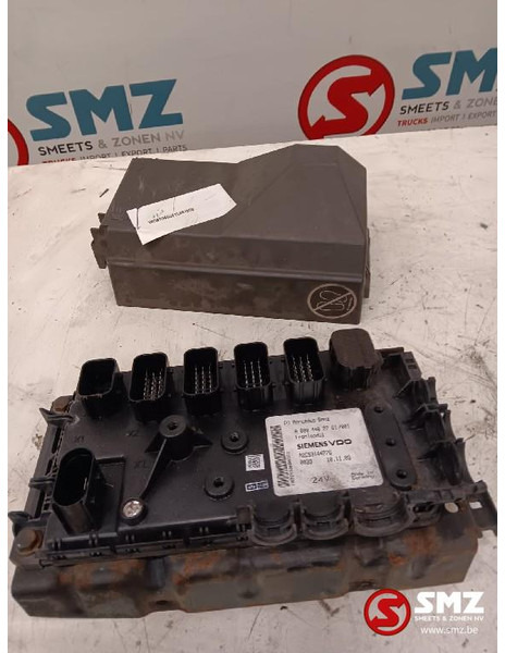 Mercedes-Benz Occ frontmodule regeleenheid Mercedes - ECU - Teherautó: 1 kép. Mercedes-Benz Occ frontmodule regeleenheid Mercedes - ECU - Teherautó: 1 kép.