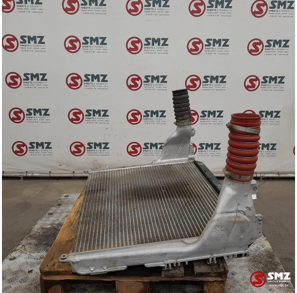 Mercedes-Benz Occ intercooler Mercedes - Köztes hűtő - Teherautó: 2 kép. Mercedes-Benz Occ intercooler Mercedes - Köztes hűtő - Teherautó: 2 kép.