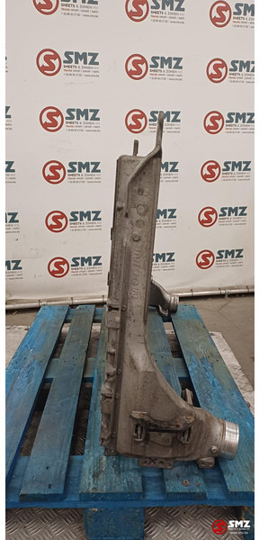 Mercedes-Benz Occ intercooler OM470LA Mercedes - Köztes hűtő - Teherautó: 3 kép. Mercedes-Benz Occ intercooler OM470LA Mercedes - Köztes hűtő - Teherautó: 3 kép.