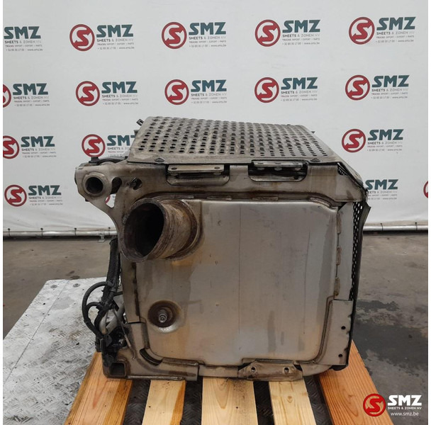 Mercedes-Benz Occ katalysator Euro 5 Mercedes - Katalizátor - Teherautó: 3 kép. Mercedes-Benz Occ katalysator Euro 5 Mercedes - Katalizátor - Teherautó: 3 kép.