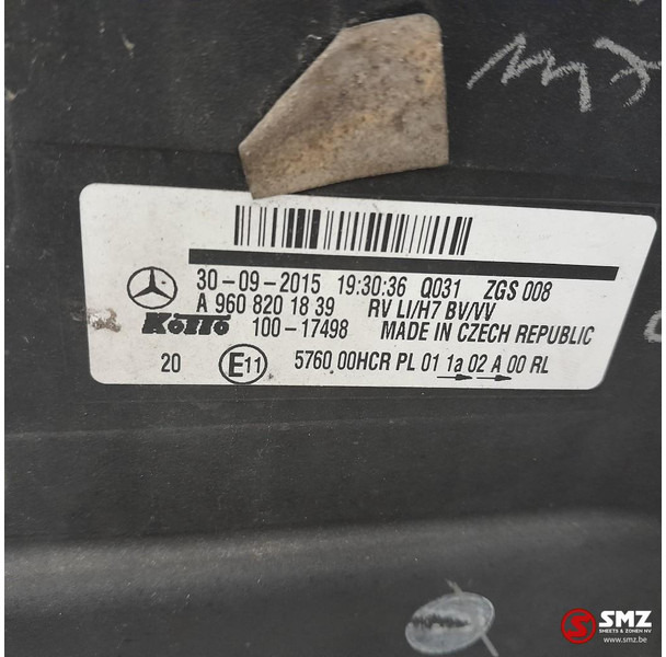 Mercedes-Benz Occ koplamp links Mercedes - Fényszóró - Teherautó: 3 kép. Mercedes-Benz Occ koplamp links Mercedes - Fényszóró - Teherautó: 3 kép.