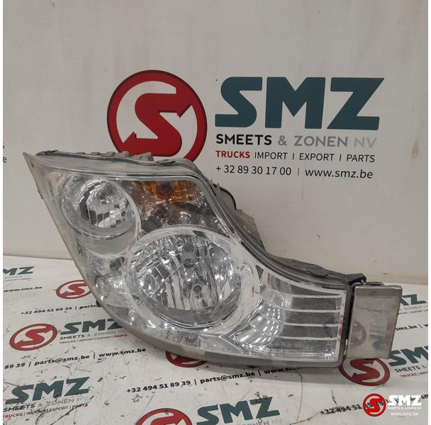 Mercedes-Benz Occ koplamp rechts Mercedes - Fényszóró - Teherautó: 1 kép. Mercedes-Benz Occ koplamp rechts Mercedes - Fényszóró - Teherautó: 1 kép.