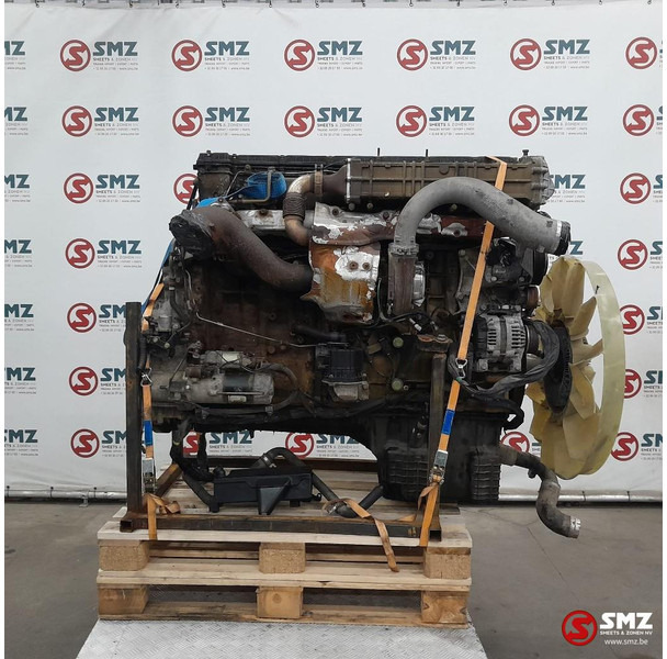 Mercedes-Benz Occ motor OM471LA Mercedes - Motor - Teherautó: 2 kép. Mercedes-Benz Occ motor OM471LA Mercedes - Motor - Teherautó: 2 kép.