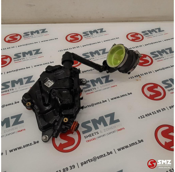 Mercedes-Benz Occ olieafscheider links AMG C63S Mercedes - Motor és alkatrészek - Autó: 2 kép. Mercedes-Benz Occ olieafscheider links AMG C63S Mercedes - Motor és alkatrészek - Autó: 2 kép.