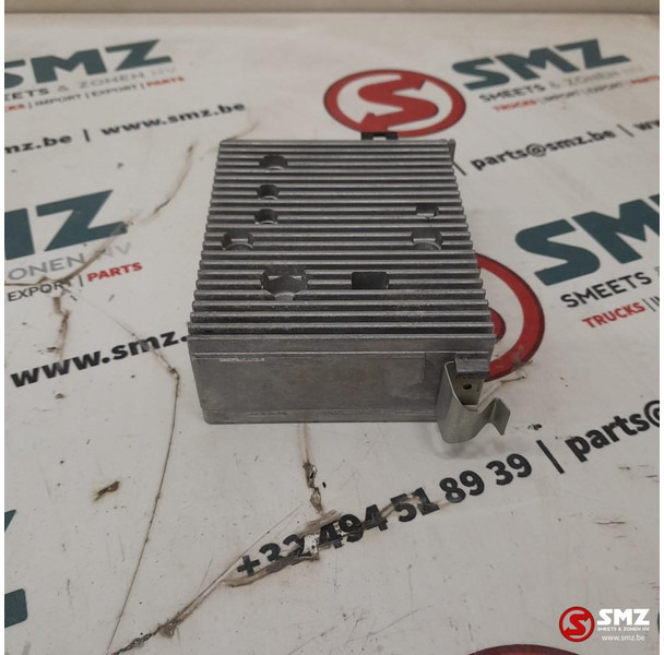 Mercedes-Benz Occ omvormer 24-12V 18A Mercedes - Elektromos rendszer - Teherautó: 2 kép. Mercedes-Benz Occ omvormer 24-12V 18A Mercedes - Elektromos rendszer - Teherautó: 2 kép.