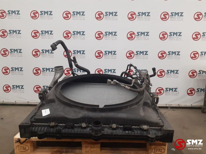 Mercedes-Benz Occ radiator + intercooler Mercedes - Radiátor - Teherautó: 1 kép. Mercedes-Benz Occ radiator + intercooler Mercedes - Radiátor - Teherautó: 1 kép.