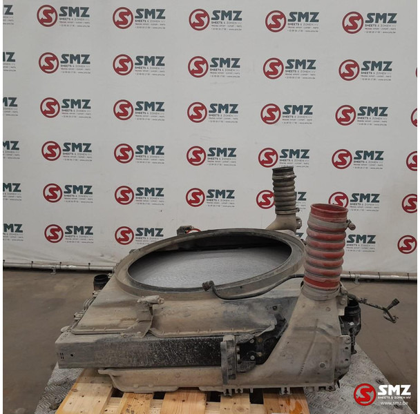 Mercedes-Benz Occ radiator + intercooler Mercedes - Radiátor - Teherautó: 4 kép. Mercedes-Benz Occ radiator + intercooler Mercedes - Radiátor - Teherautó: 4 kép.