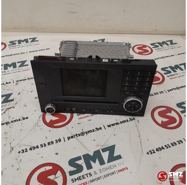 Mercedes-Benz Occ radio Mercedes - Elektromos rendszer - Teherautó: 1 kép. Mercedes-Benz Occ radio Mercedes - Elektromos rendszer - Teherautó: 1 kép.
