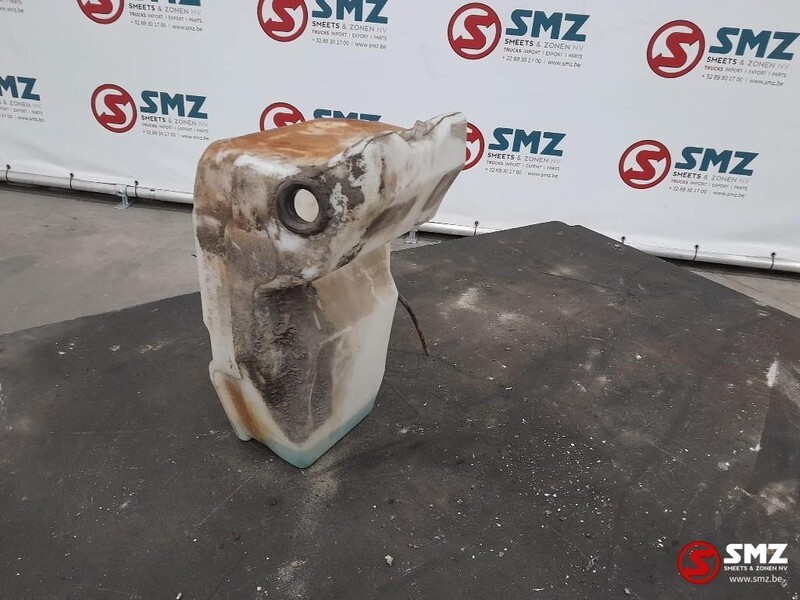 Mercedes-Benz Occ ruitenwisservloeistoftank Mercedes Atego A9738 - Ablaktörlő - Teherautó: 2 kép. Mercedes-Benz Occ ruitenwisservloeistoftank Mercedes Atego A9738 - Ablaktörlő - Teherautó: 2 kép.