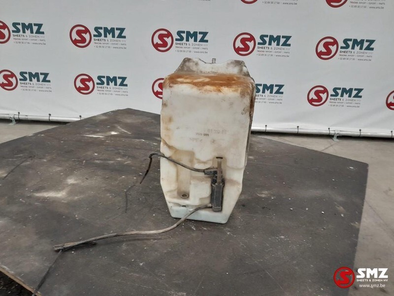 Mercedes-Benz Occ ruitenwisservloeistoftank Mercedes Atego A9738 - Ablaktörlő - Teherautó: 1 kép. Mercedes-Benz Occ ruitenwisservloeistoftank Mercedes Atego A9738 - Ablaktörlő - Teherautó: 1 kép.