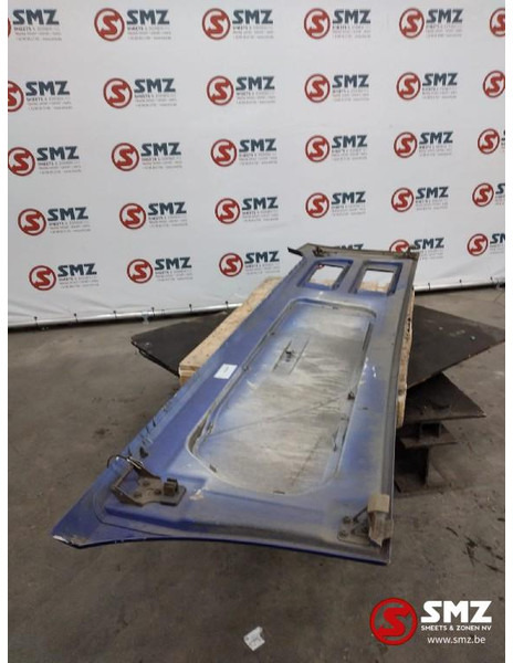 Mercedes-Benz Occ set sideskirts links + rechts Mercedes - Keret/ Alváz - Teherautó: 3 kép. Mercedes-Benz Occ set sideskirts links + rechts Mercedes - Keret/ Alváz - Teherautó: 3 kép.