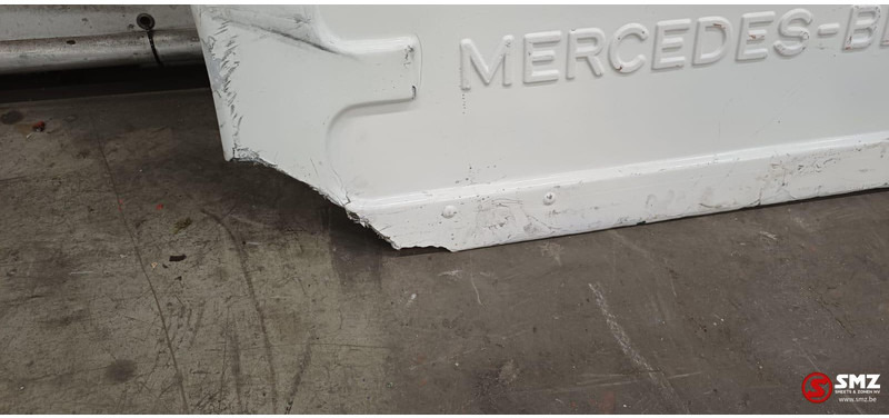 Mercedes-Benz Occ set sideskirts links + rechts Mercedes SK - Keret/ Alváz - Teherautó: 5 kép. Mercedes-Benz Occ set sideskirts links + rechts Mercedes SK - Keret/ Alváz - Teherautó: 5 kép.