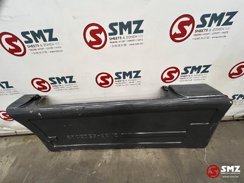 Mercedes-Benz Occ set sideskirts links + rechts Mercedes SK - Keret/ Alváz - Teherautó: 5 kép. Mercedes-Benz Occ set sideskirts links + rechts Mercedes SK - Keret/ Alváz - Teherautó: 5 kép.