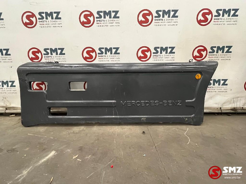 Mercedes-Benz Occ set sideskirts links + rechts Mercedes SK - Keret/ Alváz - Teherautó: 1 kép. Mercedes-Benz Occ set sideskirts links + rechts Mercedes SK - Keret/ Alváz - Teherautó: 1 kép.