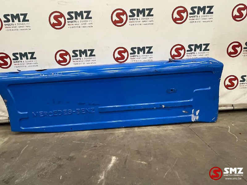 Mercedes-Benz Occ set sideskirts links + rechts Mercedes SK - Keret/ Alváz - Teherautó: 1 kép. Mercedes-Benz Occ set sideskirts links + rechts Mercedes SK - Keret/ Alváz - Teherautó: 1 kép.