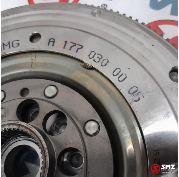 Mercedes-Benz Occ vliegwiel AMG C63S Mercedes - Motor és alkatrészek - Autó: 4 kép. Mercedes-Benz Occ vliegwiel AMG C63S Mercedes - Motor és alkatrészek - Autó: 4 kép.