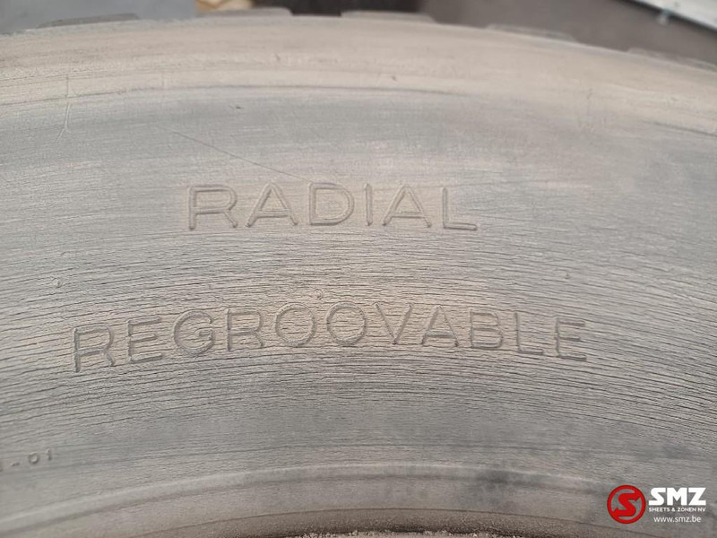 Michelin Occ vrachtwagenband 315/80R22.5 156/150 Michelin - Gumiabroncs - Teherautó: 5 kép. Michelin Occ vrachtwagenband 315/80R22.5 156/150 Michelin - Gumiabroncs - Teherautó: 5 kép.